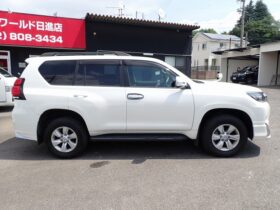 
									TOYOTA Land Cruiser Prado TX Sunroof 7 Seater Pearl White 2020′ CPLZF full								