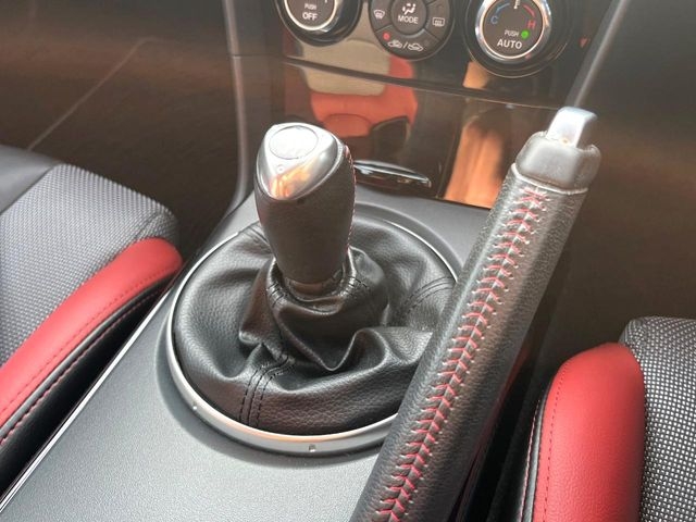 MAZDA RX-8 Spirit R Pearl White 2013′ CPU1Y