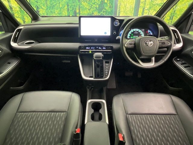 TOYOTA Noah S-Z Pearl White 2023′ CPUCA