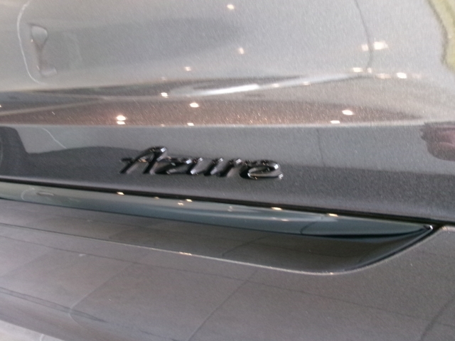 Bentley Bentley Bentayga V8 Mulliner Solid & Metallic Gray 2024′ CRQY2