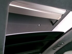 
									Bentley Bentley Bentayga V8 Mulliner Solid & Metallic Gray 2024′ CRQY2 full								