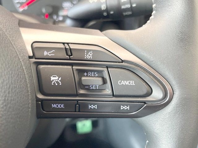 TOYOTA Yaris RZ High Performance Pearl White 2021′ CRYYX