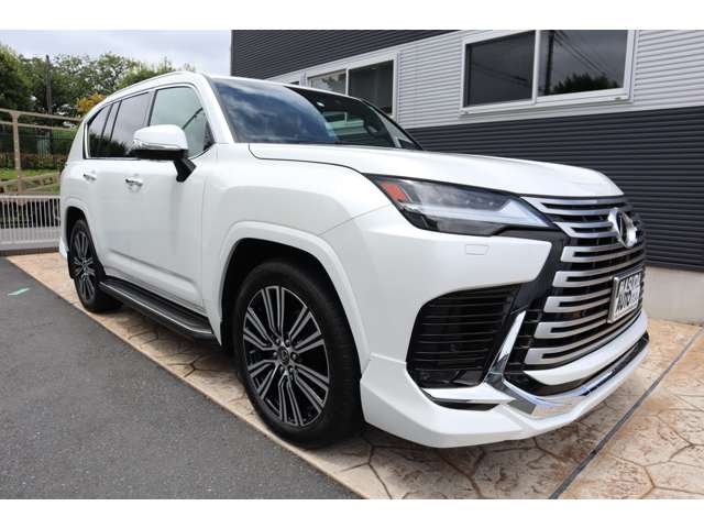 Lexus LX Base Grade Pearl White 2023′ CS00M