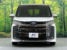 
									TOYOTA Noah S-Z White 2023′ CS0UK full								