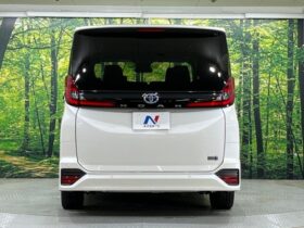 
									TOYOTA Noah S-Z White 2023′ CS0UK full								