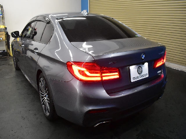 BMW 5 Series 540i xDrive M Sport Gray 2017′ CS310