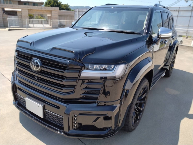 TOYOTA Land Cruiser Wagon ZX Black 2023′ CSE30