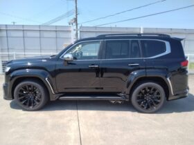 
									TOYOTA Land Cruiser Wagon ZX Black 2023′ CSE30 full								