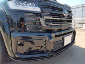 
									TOYOTA Land Cruiser Wagon ZX Black 2023′ CSE30 full								