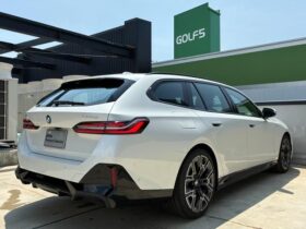 
									BMW 5 Series 523d xDrive M Sport Pearl White 2025′ CTW6J full								