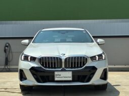 BMW 5 Series 523d xDrive M Sport Pearl White 2025′ CTW6J
