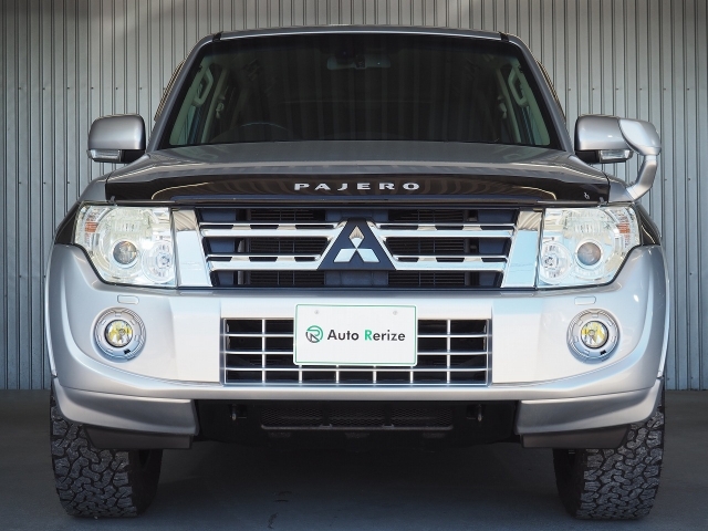 MITSUBISHI Pajero Exceed Silver 2012′ CTWBR
