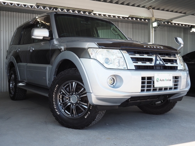 MITSUBISHI Pajero Exceed Silver 2012′ CTWBR