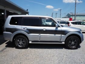 
									MITSUBISHI Pajero Exceed Silver 2012′ CTWBR full								