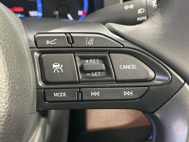 TOYOTA Yaris Cross Z Pearl White 2021′ CU467