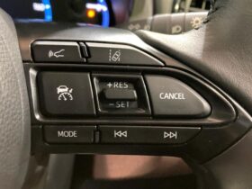 
									TOYOTA Yaris Cross Z Pearl White 2022′ CU4B2 full								