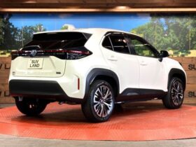 
									TOYOTA Yaris Cross Z Pearl White 2022′ CU4B2 full								