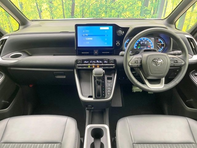 TOYOTA Noah S-Z Pearl White 2023′ CU4L2