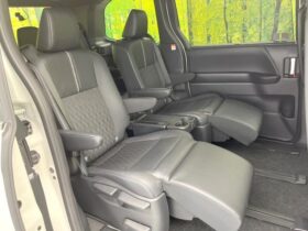 
									TOYOTA Noah S-Z Pearl White 2023′ CU4L2 full								