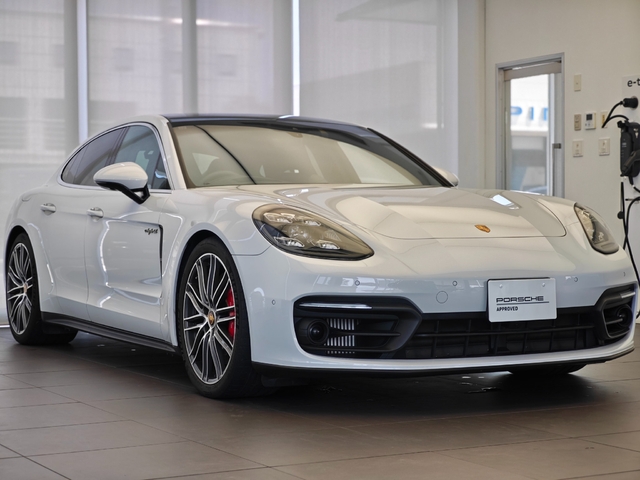 Porsche Panamera 4S E-Hybrid White 2023′ CU53N