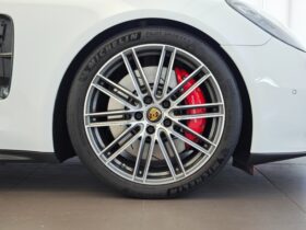 
									Porsche Panamera 4S E-Hybrid White 2023′ CU53N full								