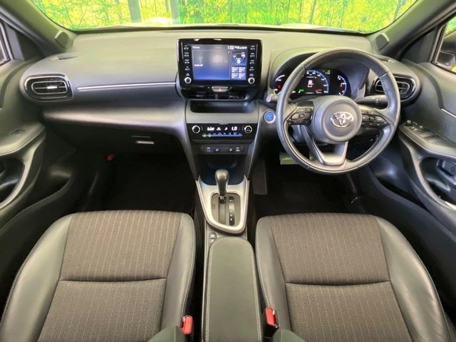 TOYOTA Yaris Cross Z Black/Pearl White 2022′ CU56K