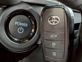 
									TOYOTA Crown Sport Z Pearl White 2024′ CU5GB full								