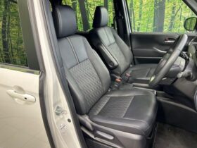 
									TOYOTA Noah S-Z Pearl White 2023′ CU5VB full								