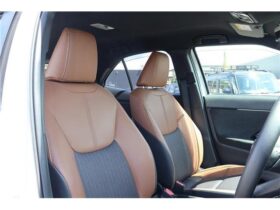 
									TOYOTA Yaris Cross Z Adventure Pearl White 2023′ CU8FG full								