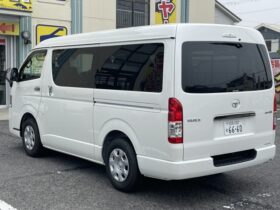 
									TOYOTA Hiace Van Wide Super GL Dark Prime L Middle R Pearl White 2025′ CUJ8K full								