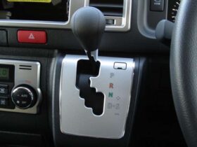 
									TOYOTA Hiace Wagon Grand Cabin Pearl White 2025′ CUYQ9 full								