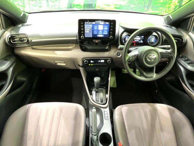 TOYOTA Yaris G Pearl White 2021′ CW9K8