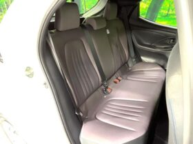 
									TOYOTA Yaris G Pearl White 2021′ CW9K8 full								