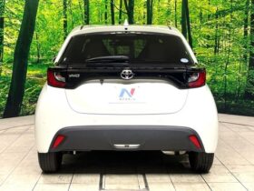 
									TOYOTA Yaris G Pearl White 2021′ CW9K8 full								