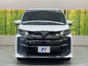 
									TOYOTA Noah S-Z Pearl White 2024′ CWACI full								