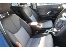 
									TOYOTA Yaris Cross Z Black/Blue 2022′ CWAEF full								