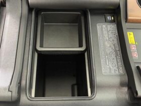 
									Lexus LX Base Grade Pearl White 2023′ CWDJ7 full								