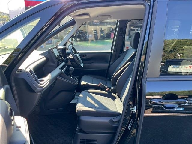 TOYOTA Noah 1.8 x HV 7 people Safety S Black 2024′ CWDZE