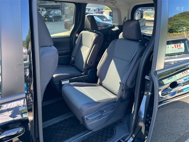 TOYOTA Noah 1.8 x HV 7 people Safety S Black 2024′ CWDZE