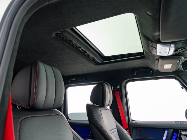 Mercedes-Benz G Class G350d Manu Facture Edition White/Black 2020′ CYEQY