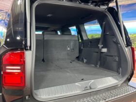 
									TOYOTA Land Cruiser Wagon VX Black 2024′ CYF0A full								