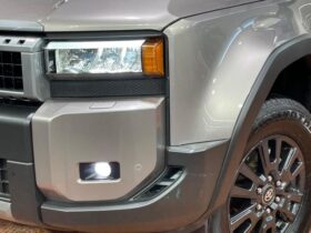 
									TOYOTA Land Cruiser Wagon VX Gray 2024′ CYF0Q full								