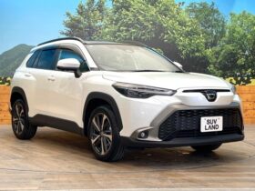 
									TOYOTA Corolla Cross Z Pearl White 2024′ CYF90 full								