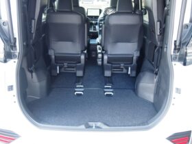 
									TOYOTA Voxy S-Z Pearl White 2025′ CZ19W full								