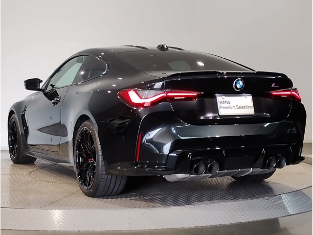 BMW M4 Competition M xDrive Black 2023′ D0BL5