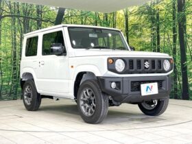 
									SUZUKI Jimny XC Pearl White 2025′ D0JKR full								