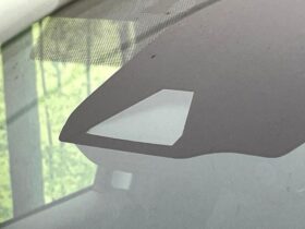 
									TOYOTA Yaris Z White 2023′ D0JLN full								