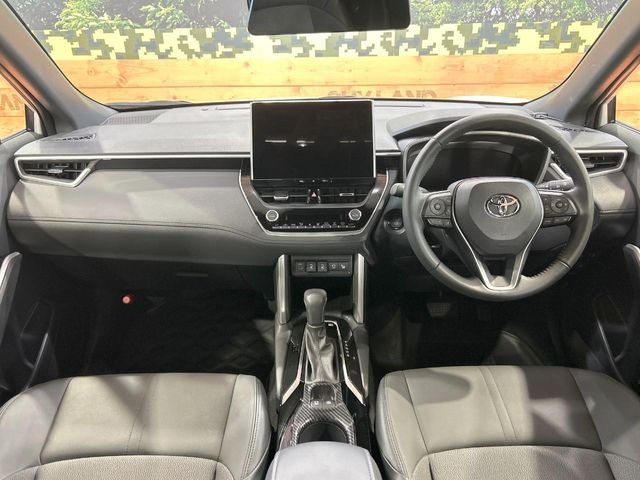 TOYOTA Corolla Cross Z Pearl White 2024′ D0JUF