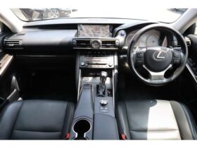 
									Lexus IS Version L Pearl White 2016′ D0K0K full								