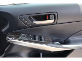 
									Lexus IS Version L Pearl White 2016′ D0K0K full								